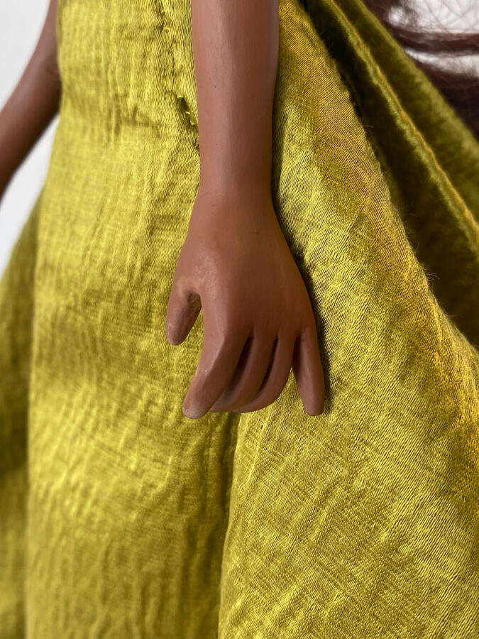 Left hand detail 1